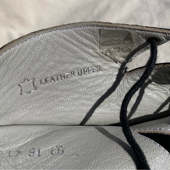 Eric Micheal Suede Lace up Booties - Picture 5 of 13